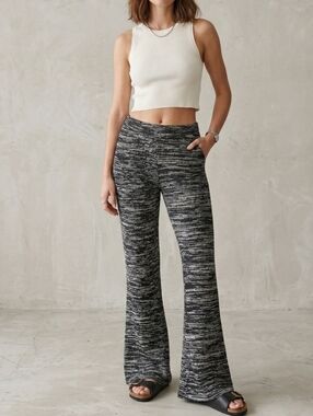 Anthropologie Knit Flare Pants Comfortable Soft Stretch Size Large Boho Bohemian